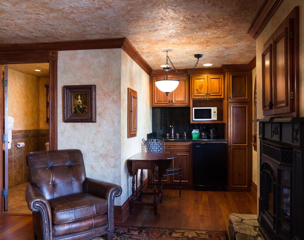 Landoll'S Mohican Castle Loudonville Extérieur photo