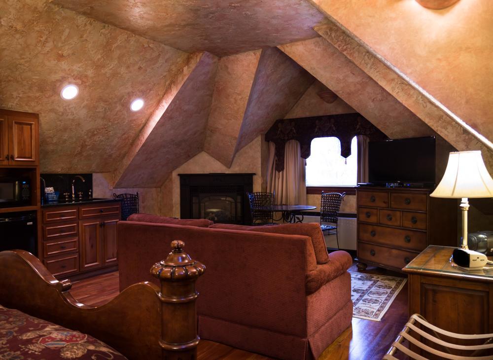 Landoll'S Mohican Castle Loudonville Extérieur photo
